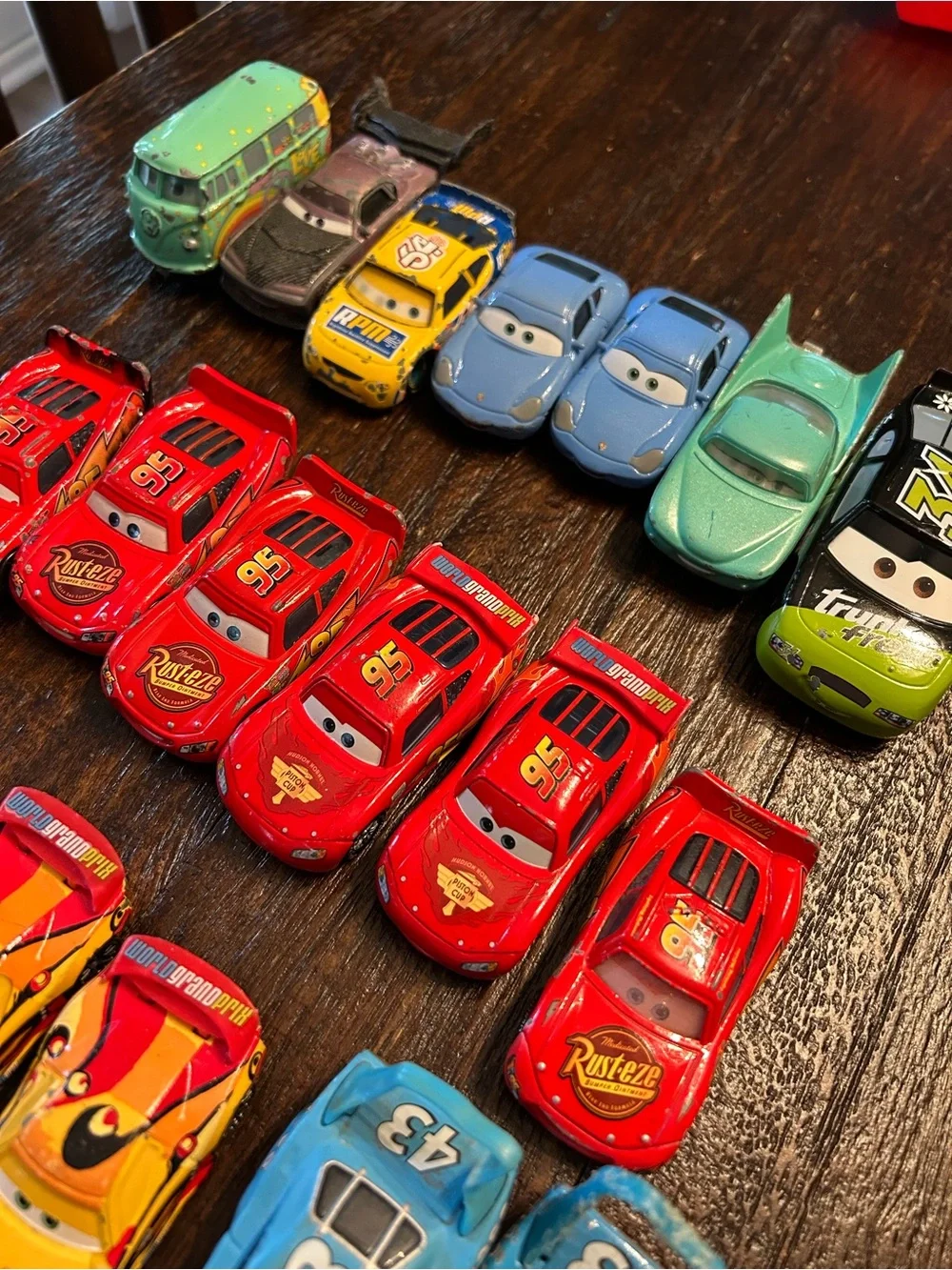Mattel Disney Pixar Cars Diecast 1:55 Lot of 35 Lightning McQueen WGP